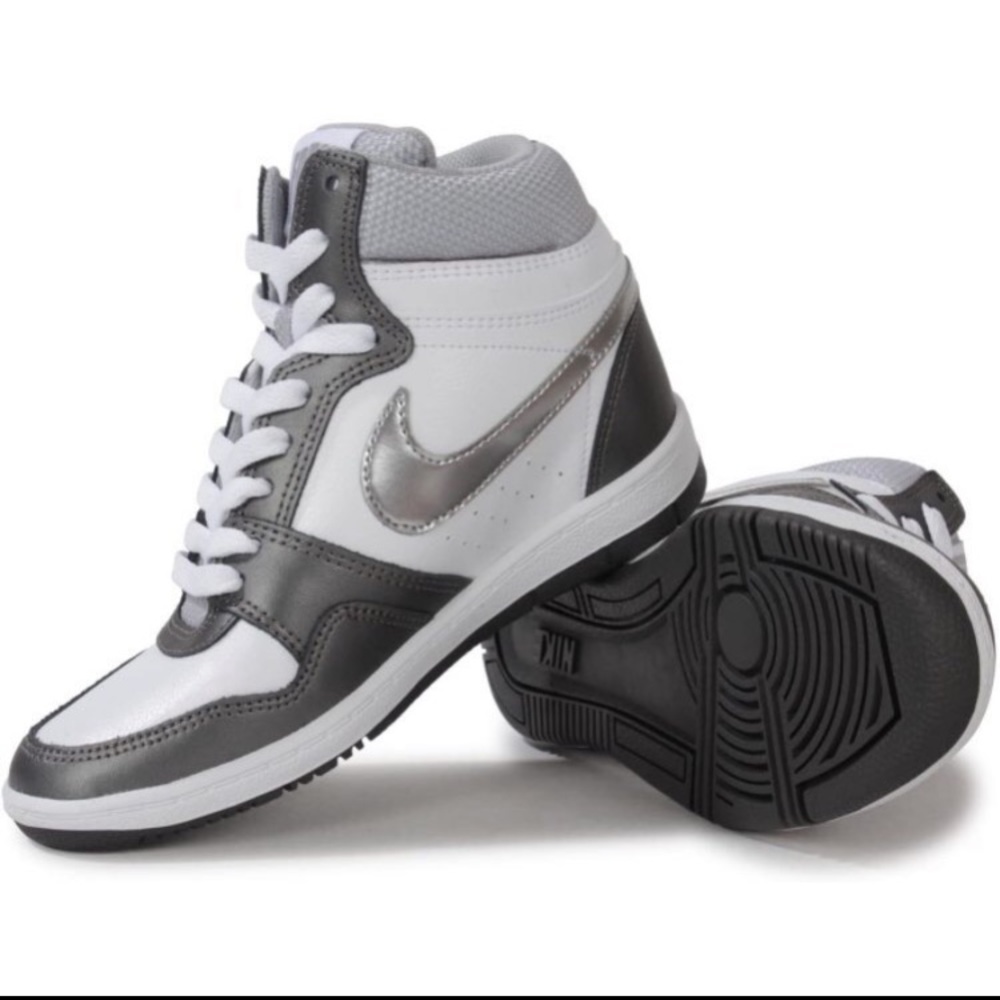 Nike Force Sky High. Women’s size 8.5. New!